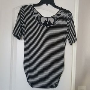Black and white shirt sleeve top